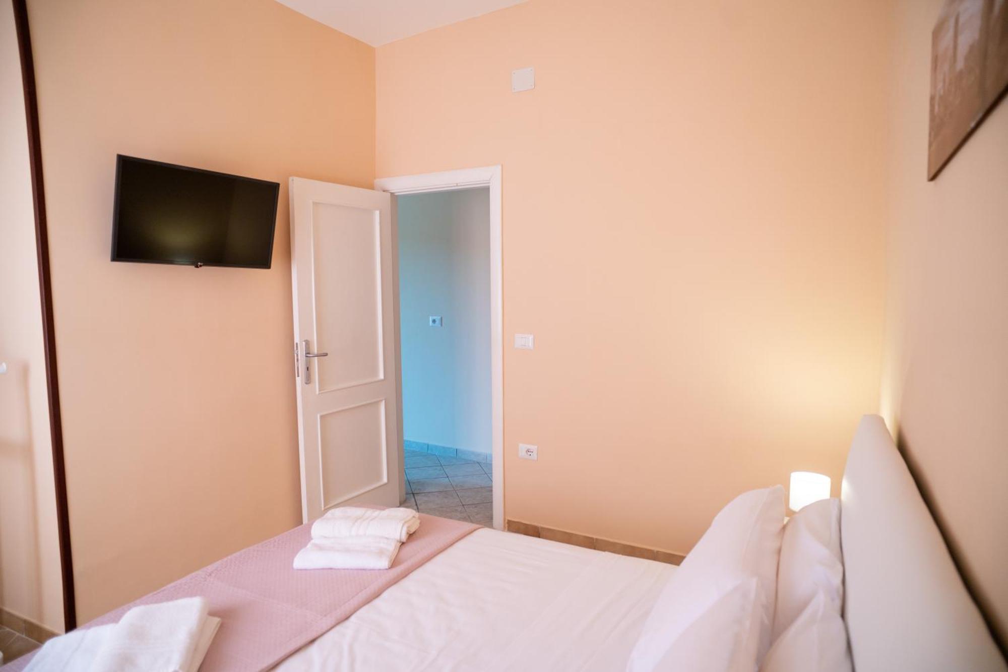 Capodichino Apartment 127-11 Naples Exterior photo